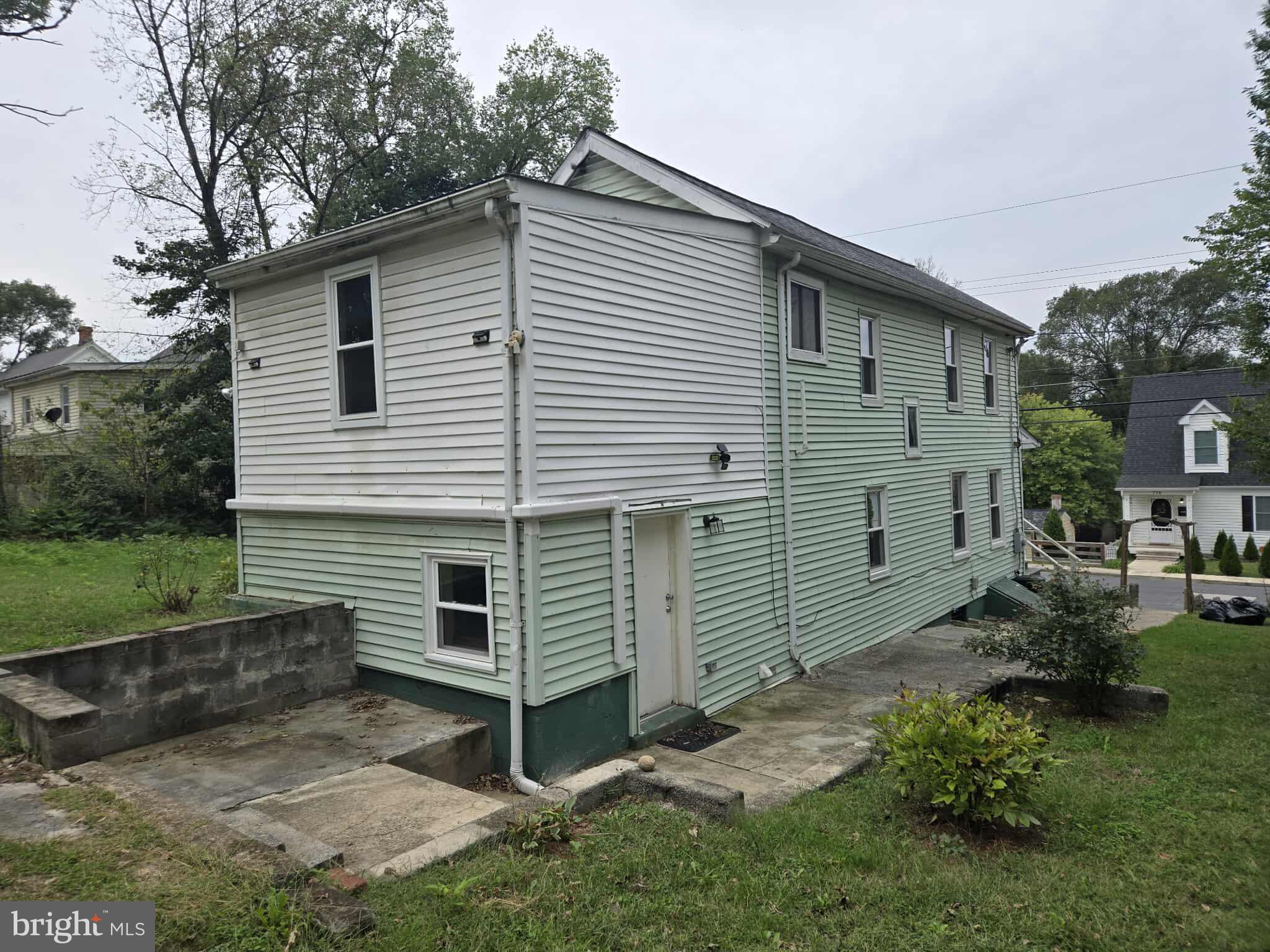 STRINESVILLE - Residential