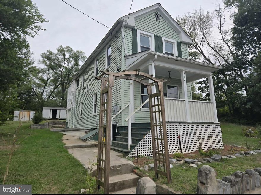 Large 2 Bed 1 Bath home on a large lot. Great discounted price with lots of potential for owner-occupied buyer or investor.  This property is perfect for any buyer looking for equity at the point of purchase and strong rental potential. With values in the neighborhood supporting a $215K rehabbed resale, you’ll walk in with built–in equity. For a buy–and–hold play, rental comps at $1,500/month make this a solid cash flow property. Large Double lot could be split into two lots.  Sold AS- IS