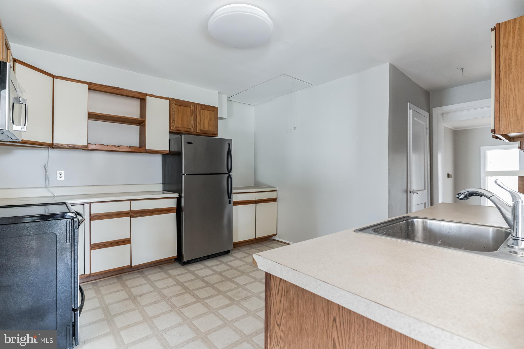 COLESVILLE OUTSIDE - Residential