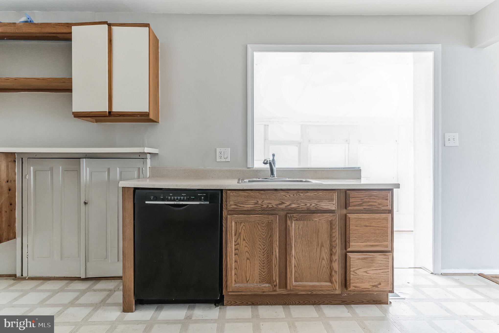 COLESVILLE OUTSIDE - Residential