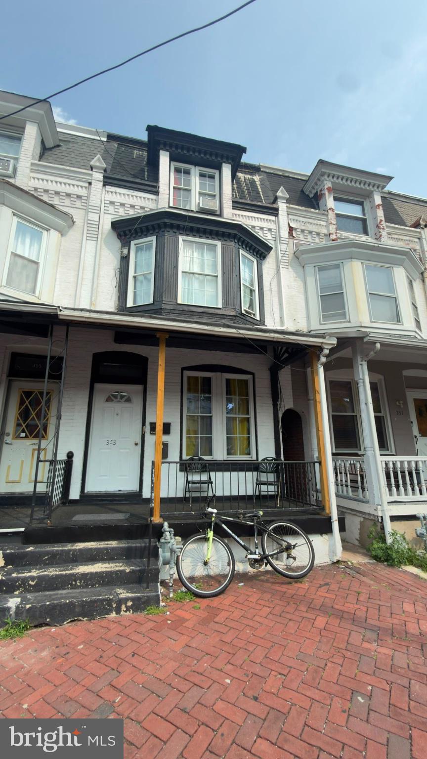 353 N 2ND STREET