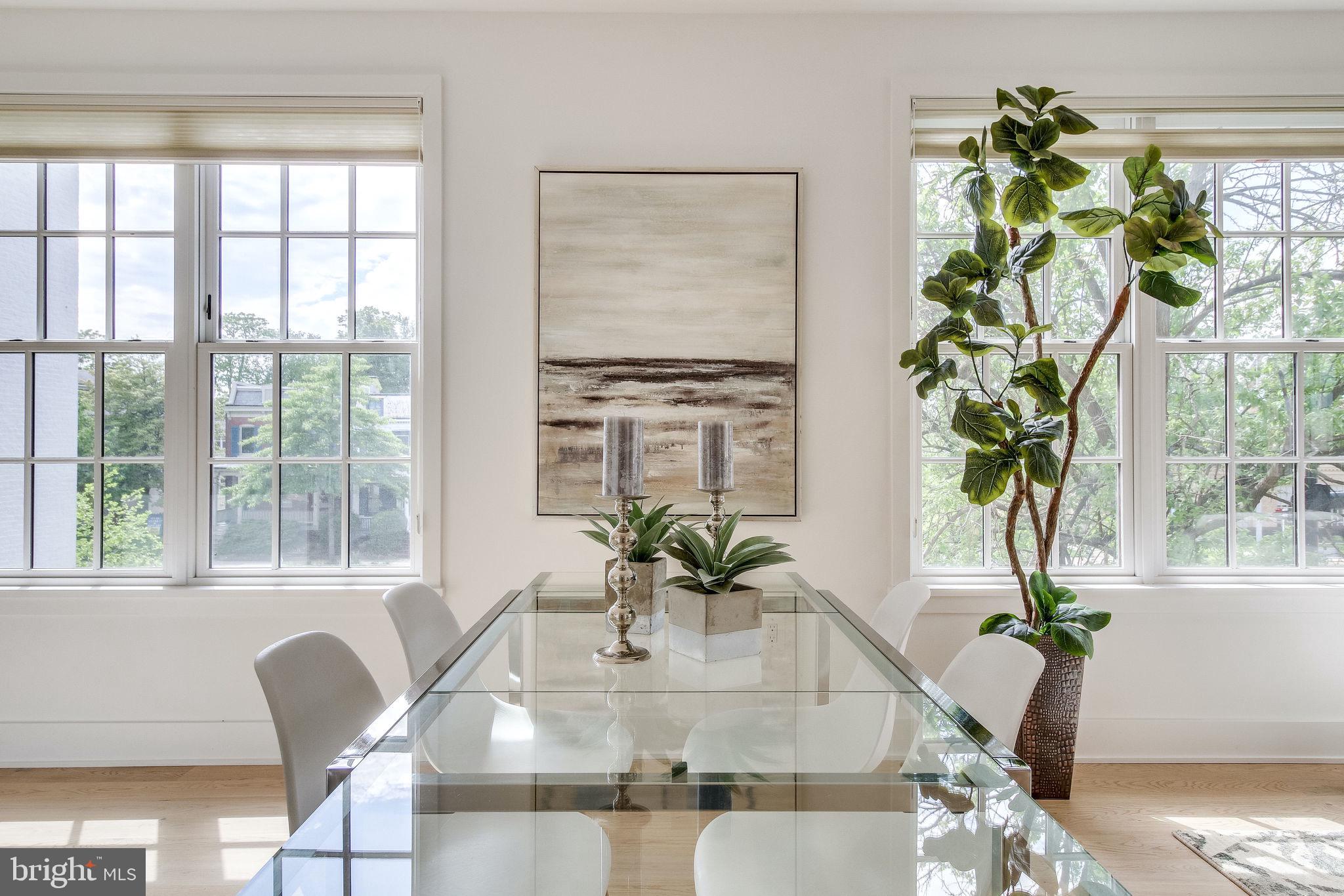 BOTTLING HOUSE - Residential Lease