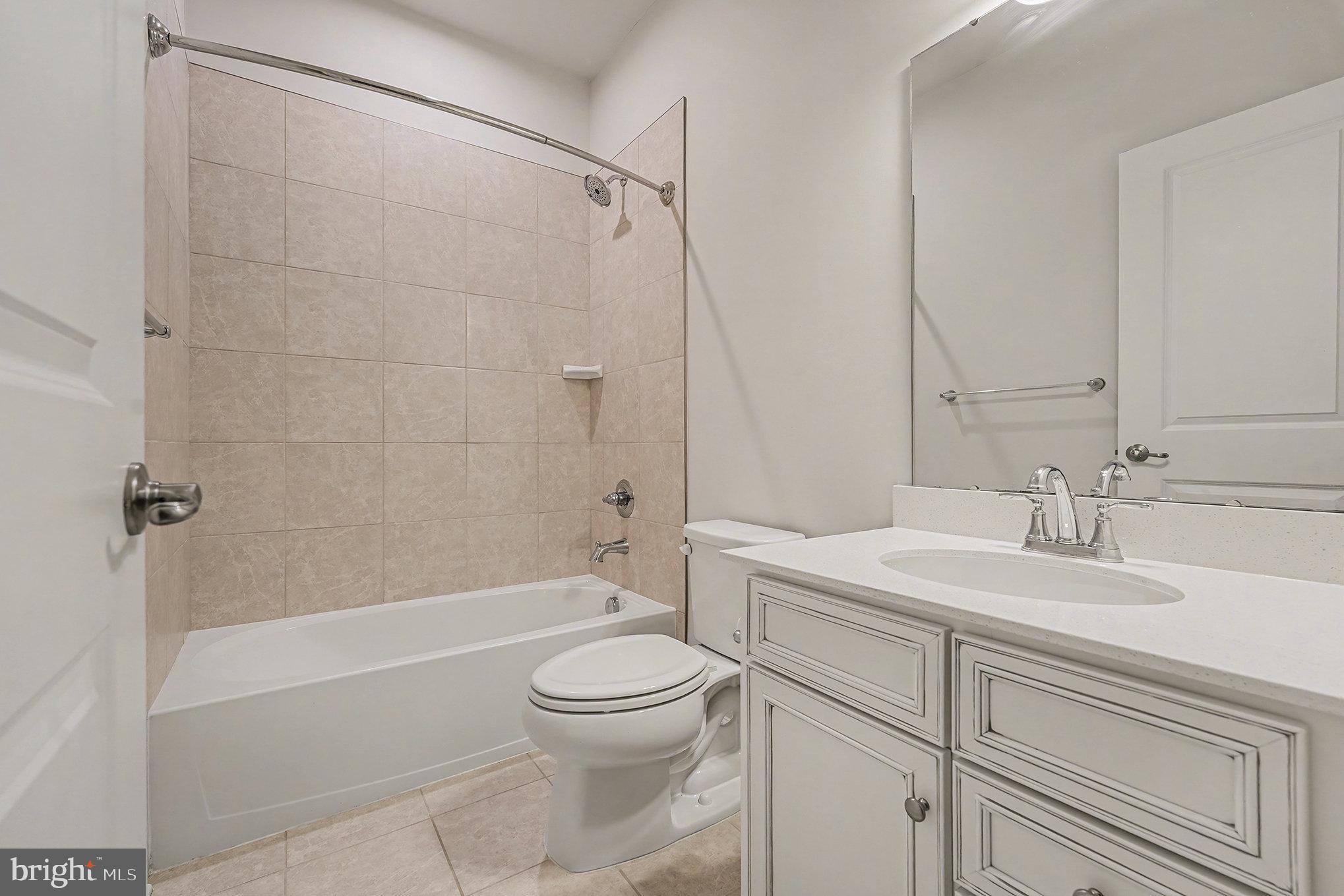 FREDERICKSBURG CITY - Residential Lease