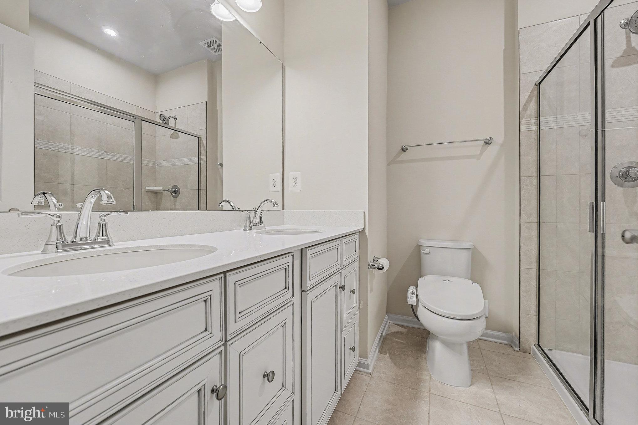 FREDERICKSBURG CITY - Residential Lease