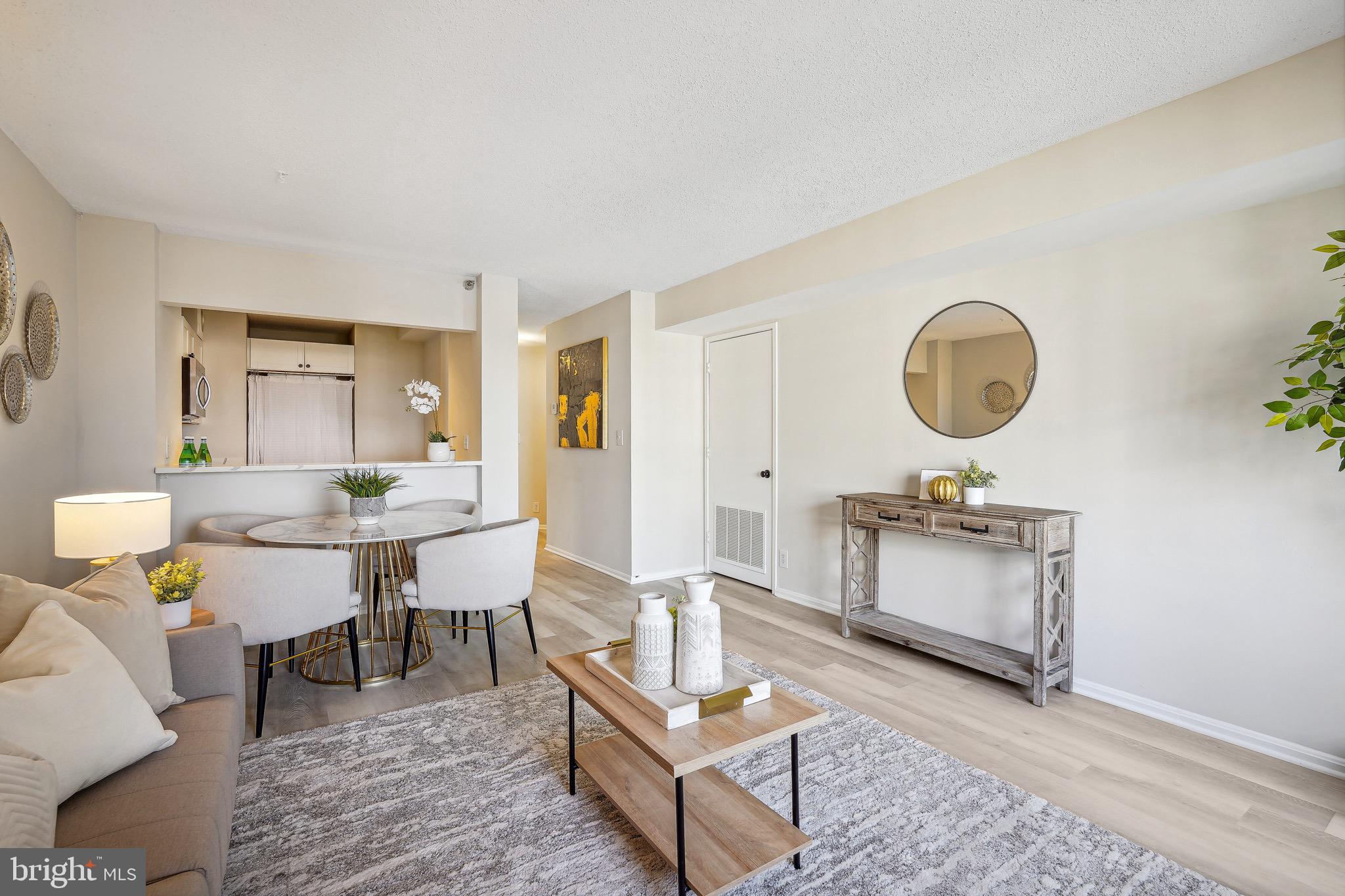 ALTA VISTA - Residential