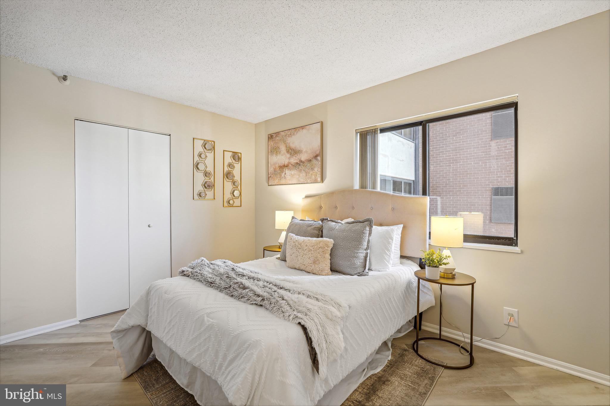 ALTA VISTA - Residential