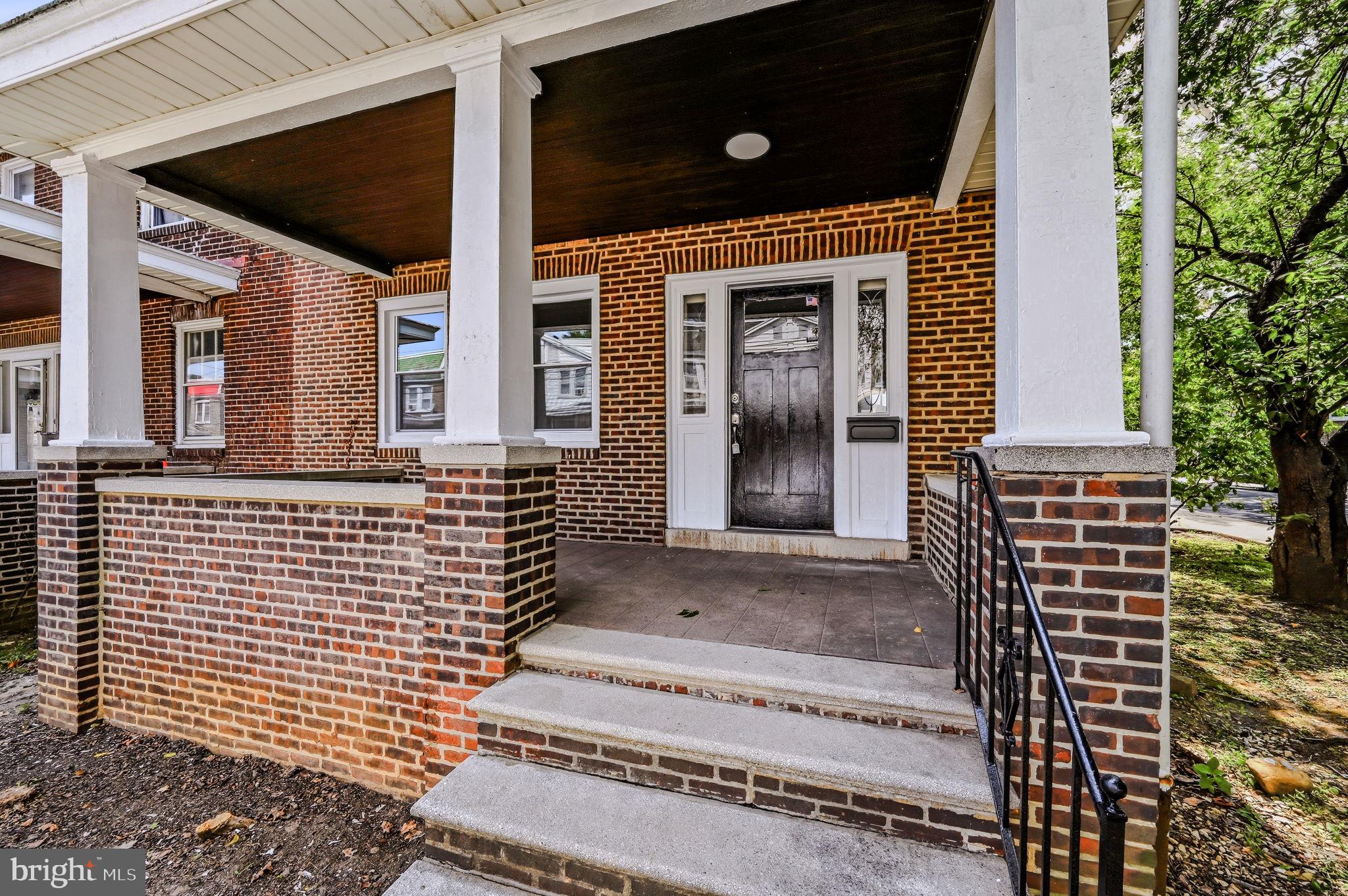 414 W 28TH STREET