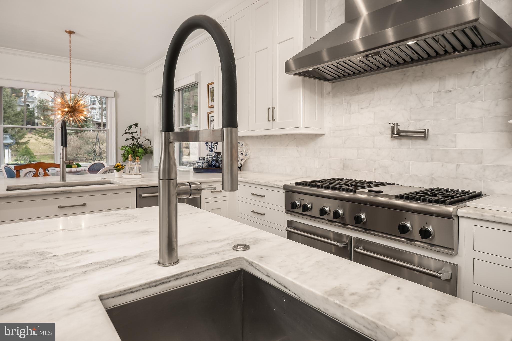 WEYHILL WOODS - Residential