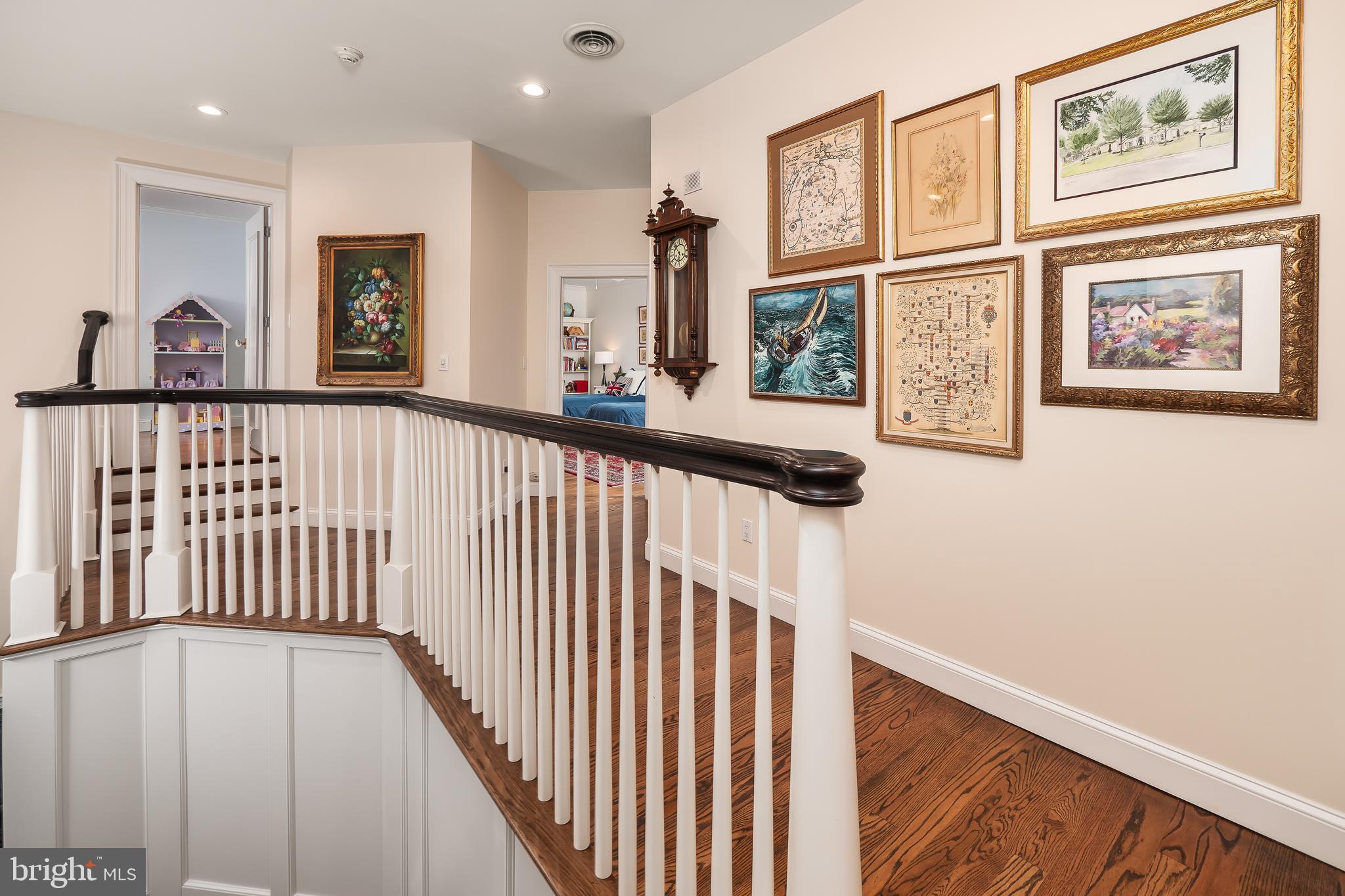 WEYHILL WOODS - Residential