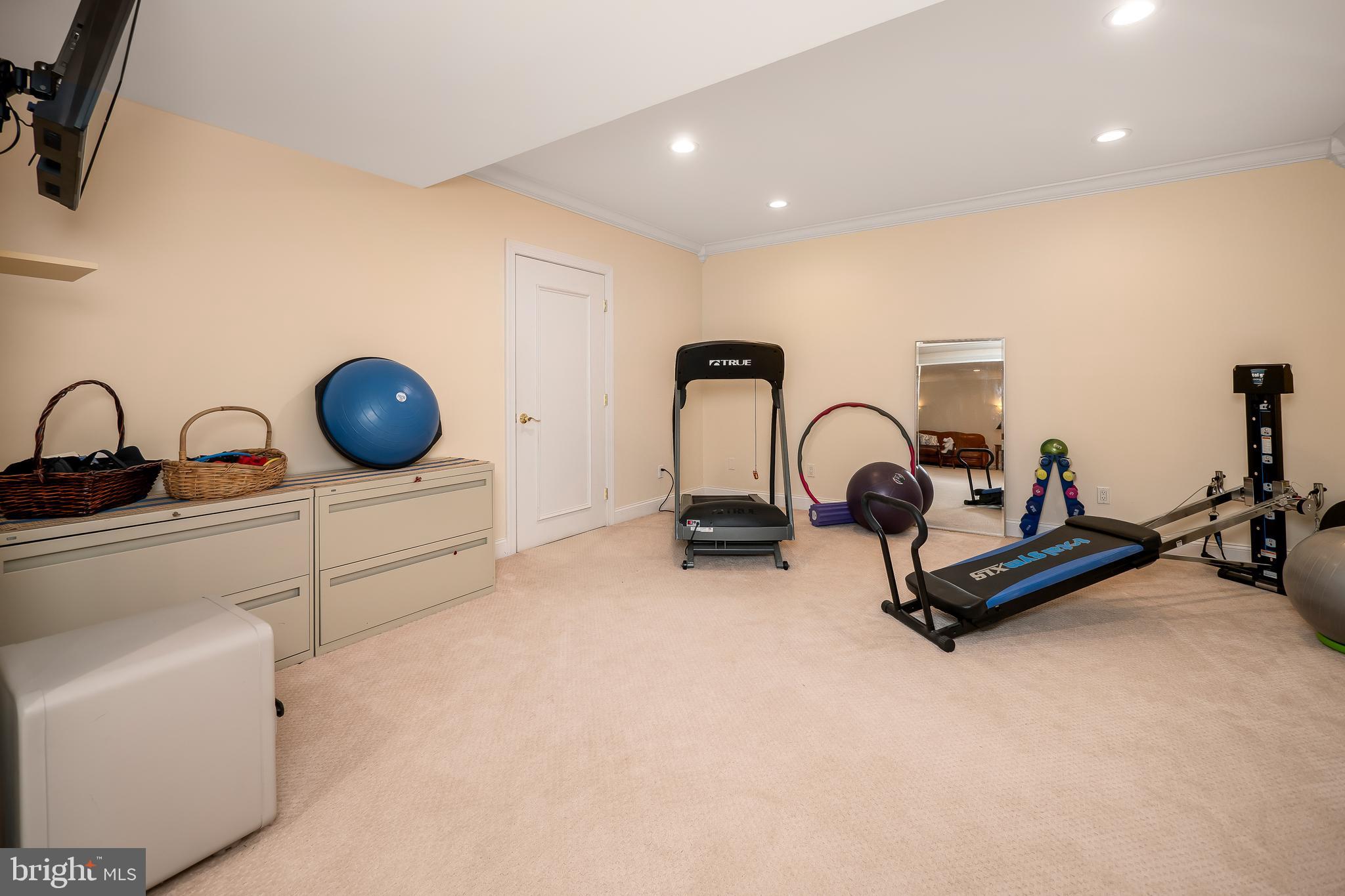 WEYHILL WOODS - Residential