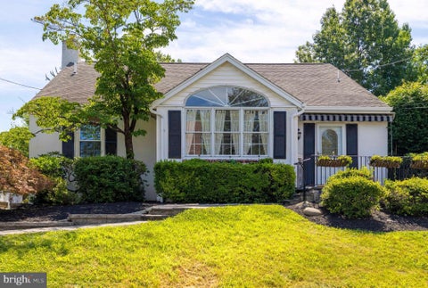 Photo of 681 Jackson Avenue, GLENSIDE, PA 19038 (MLS # PAMC2188138)