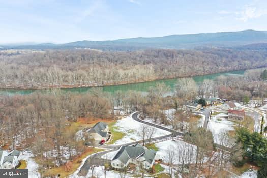 AVON BEND - Residential