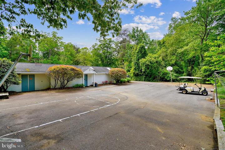 GINGERVILLE MANOR ESTATES - Residential