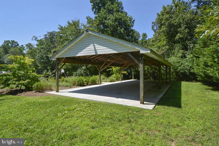 GINGERVILLE MANOR ESTATES - Residential