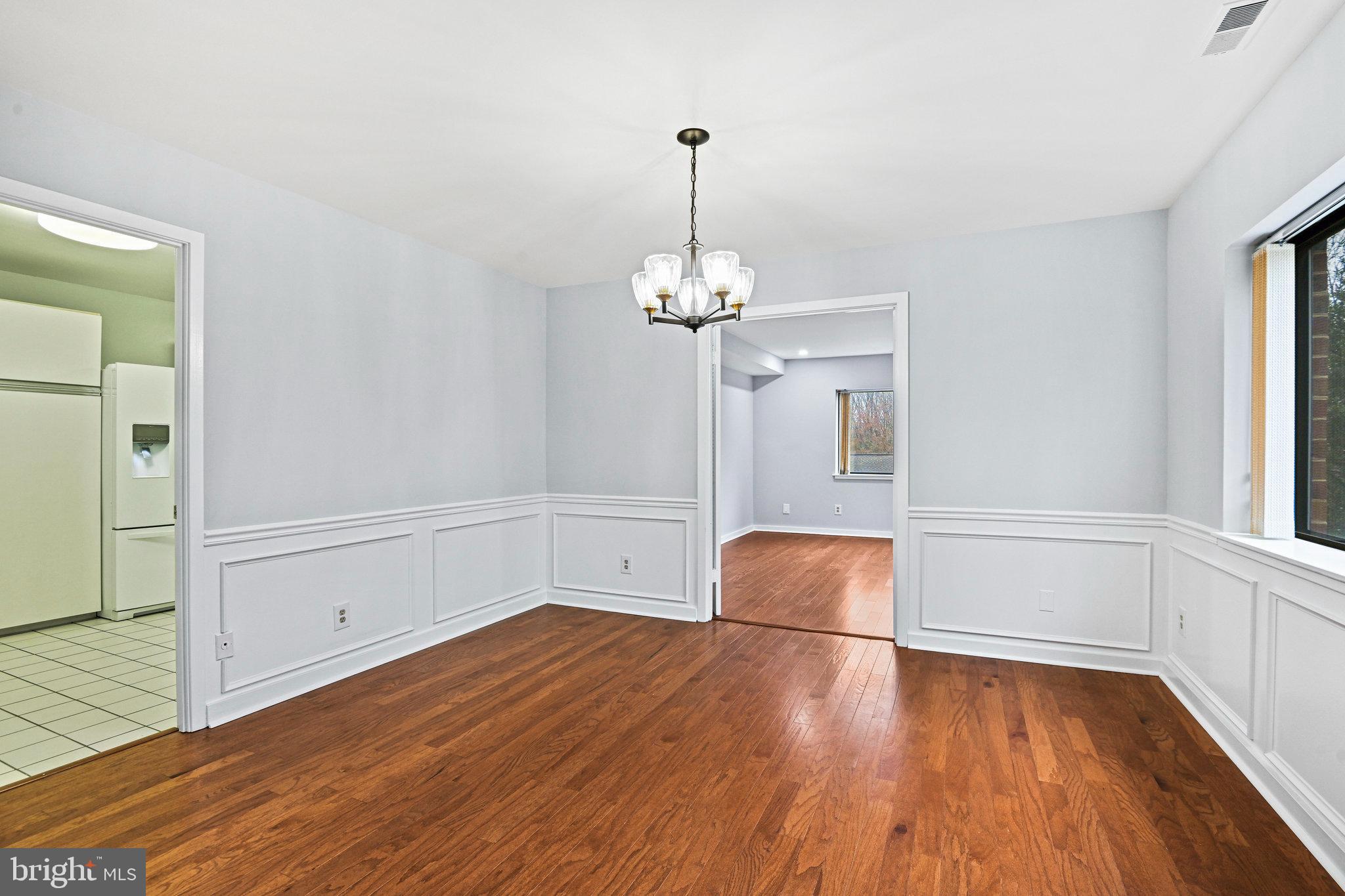 WATERFORD SQUARE - Residential Lease