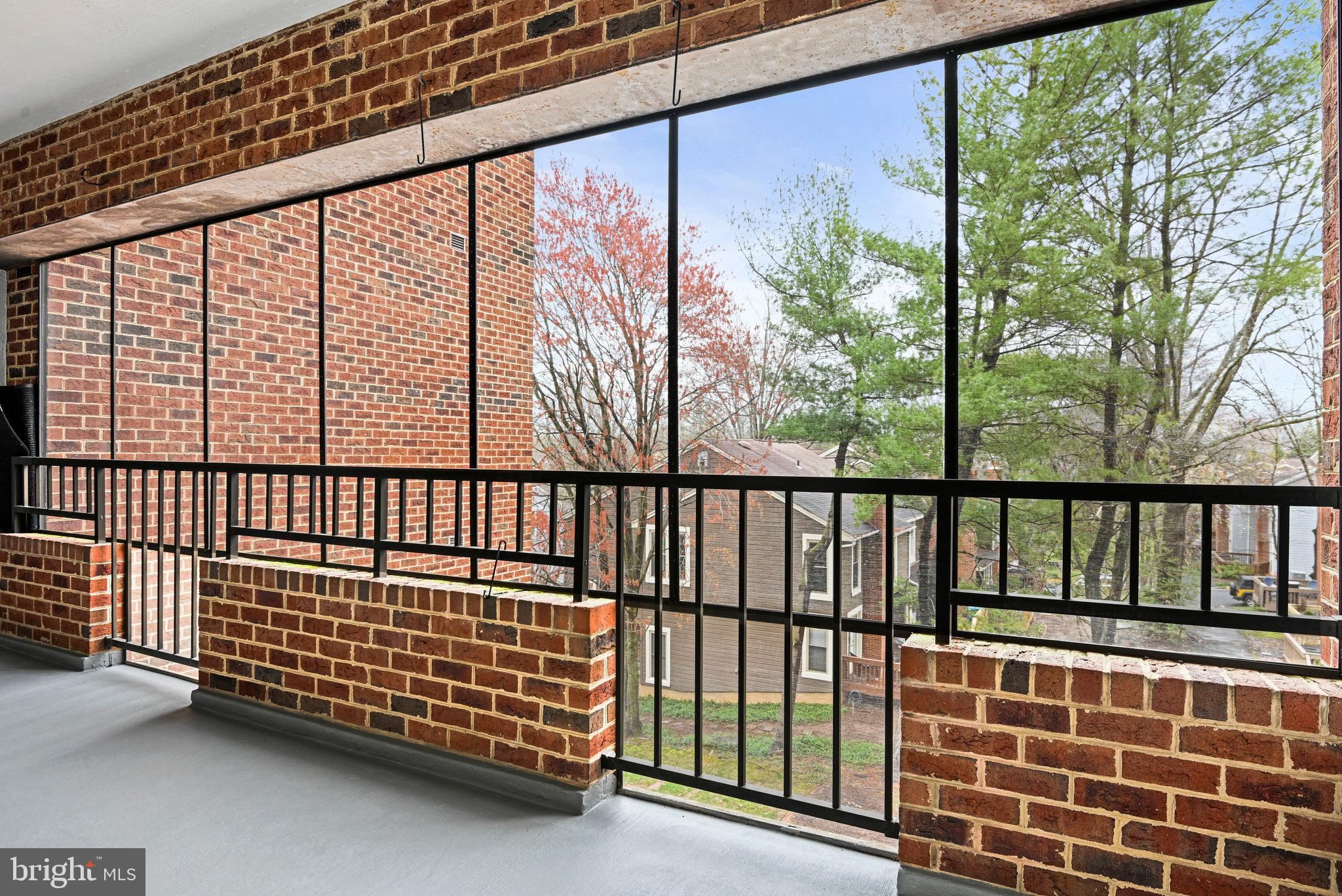 WATERFORD SQUARE - Residential Lease