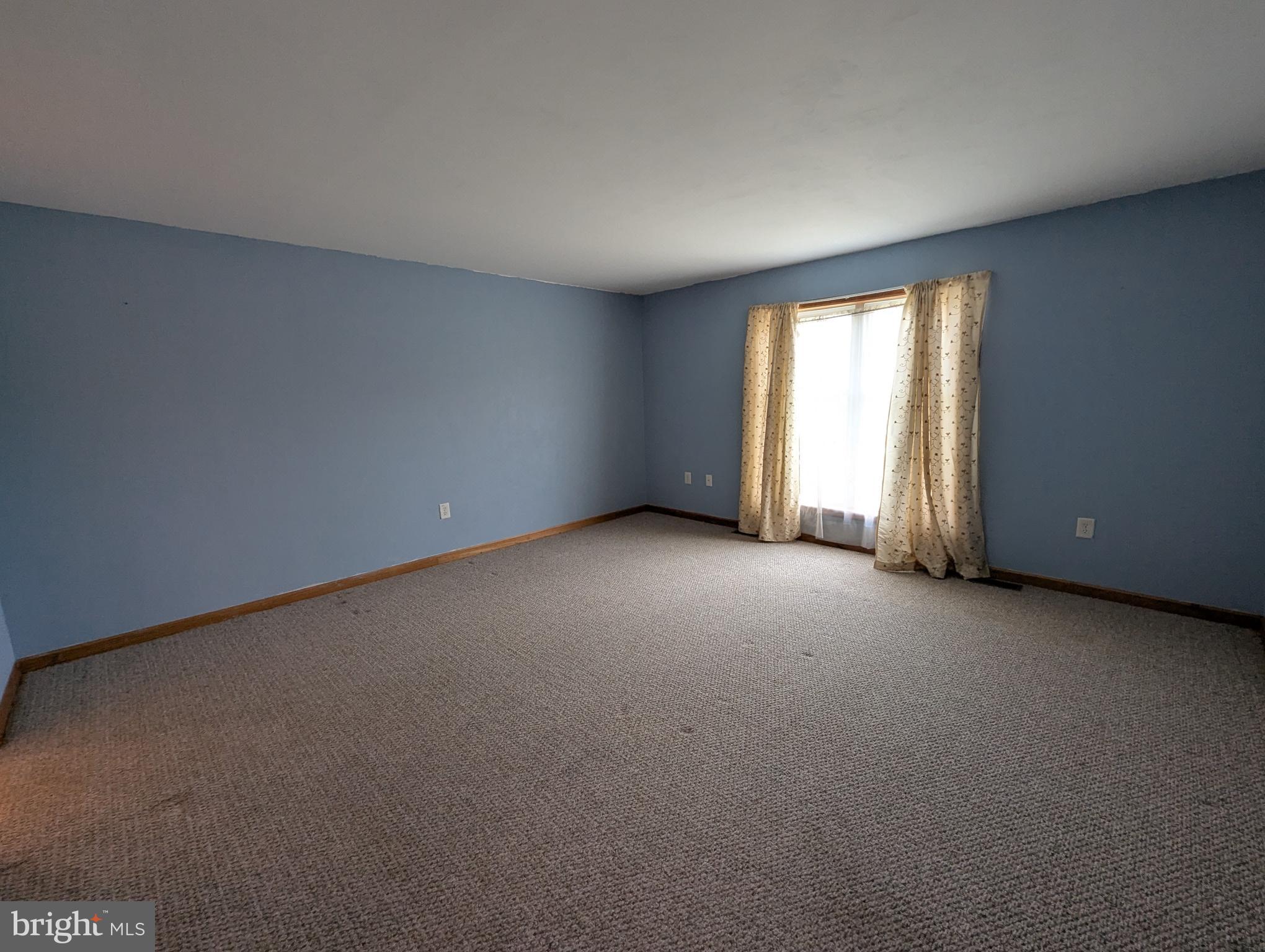1506 HOLMAN DRIVE