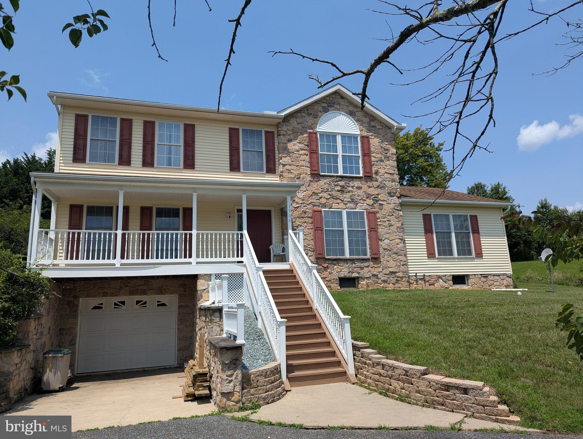1506 HOLMAN DRIVE