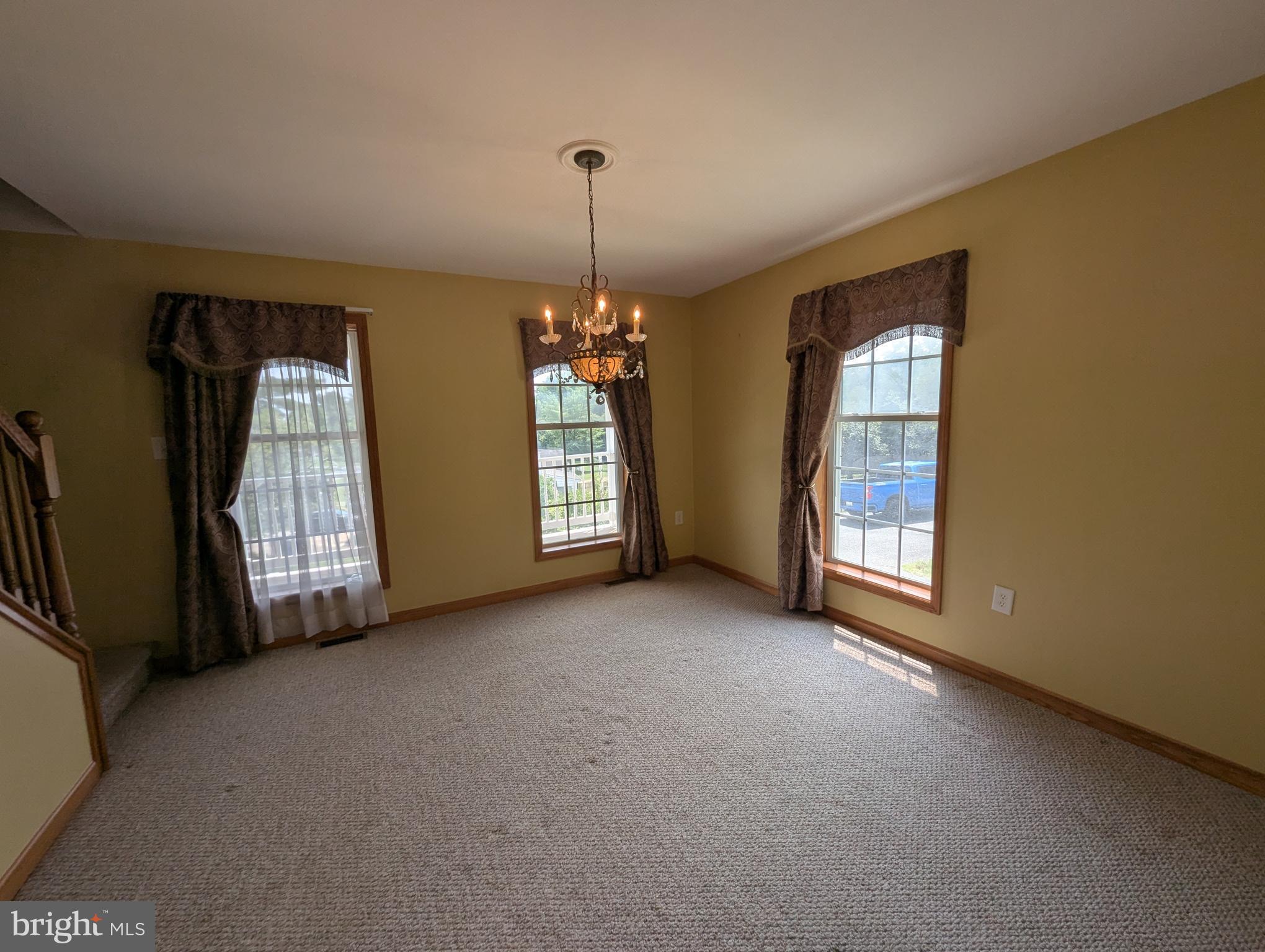 1506 HOLMAN DRIVE