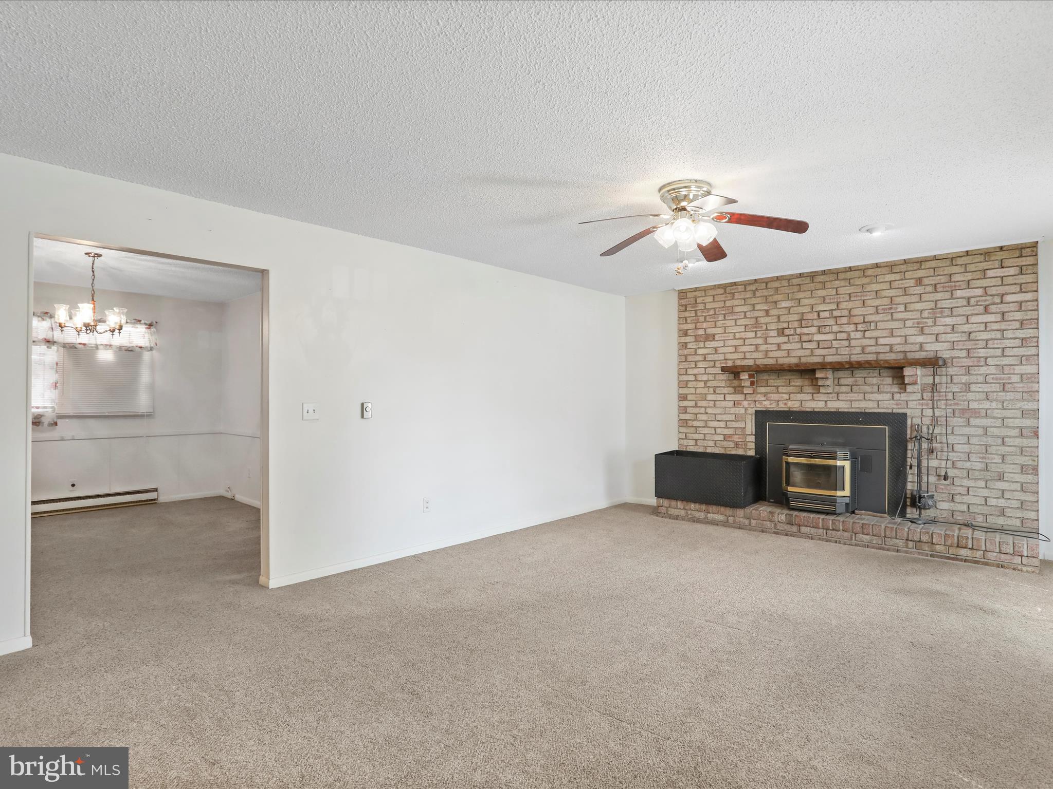 SKY-LIN PARK - Residential