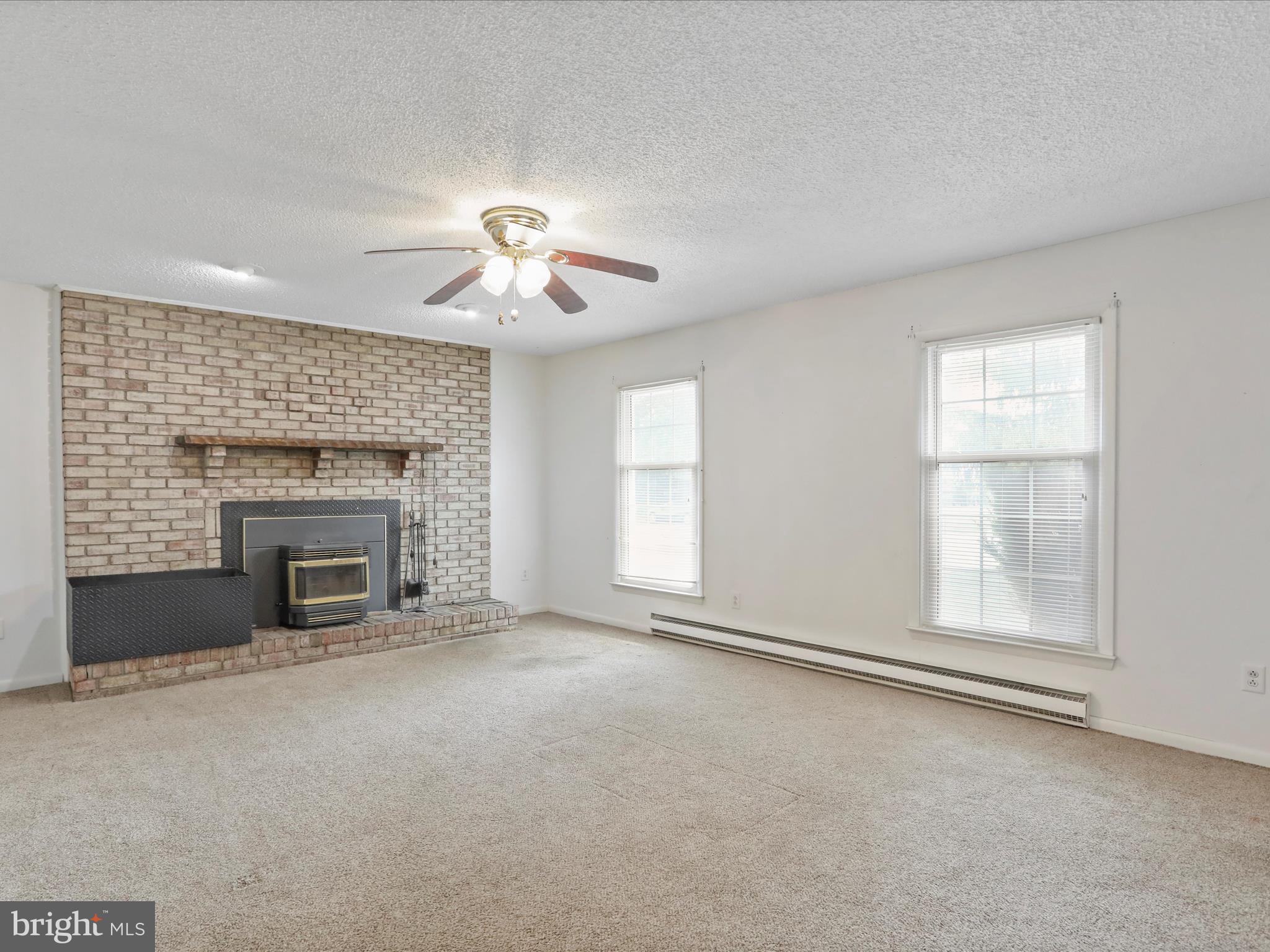 SKY-LIN PARK - Residential