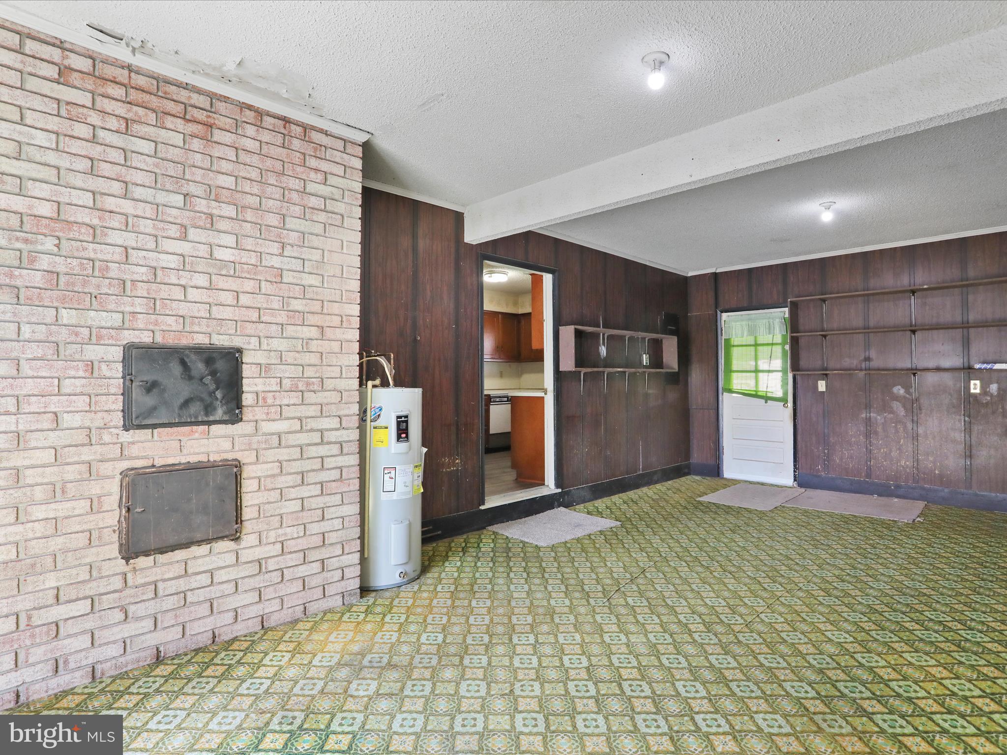 SKY-LIN PARK - Residential