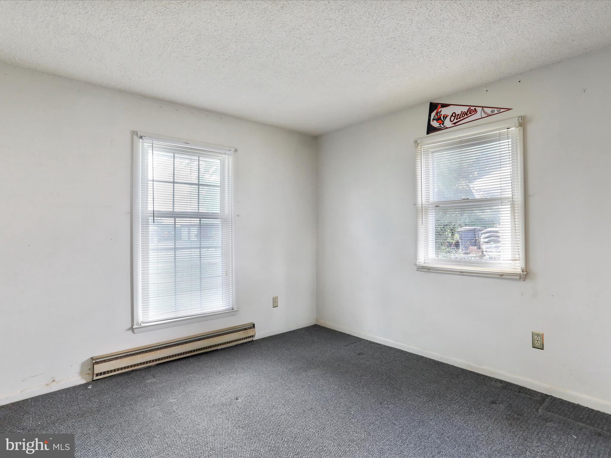 SKY-LIN PARK - Residential