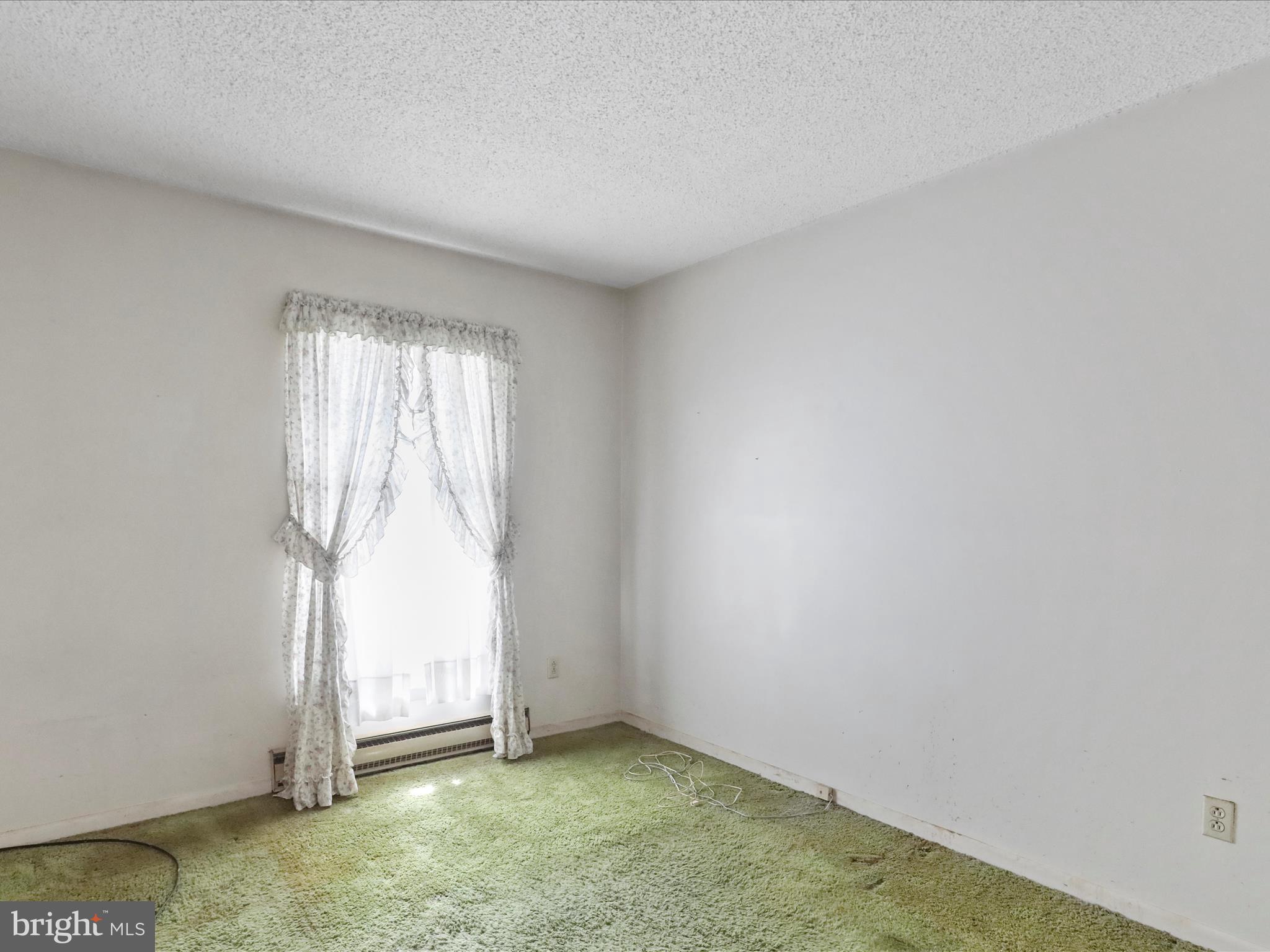 SKY-LIN PARK - Residential