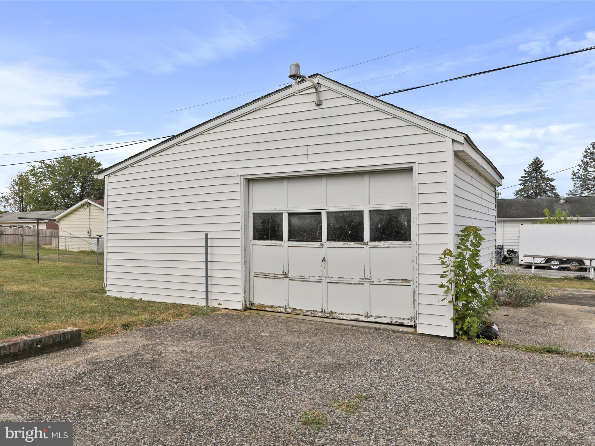 SKY-LIN PARK - Residential
