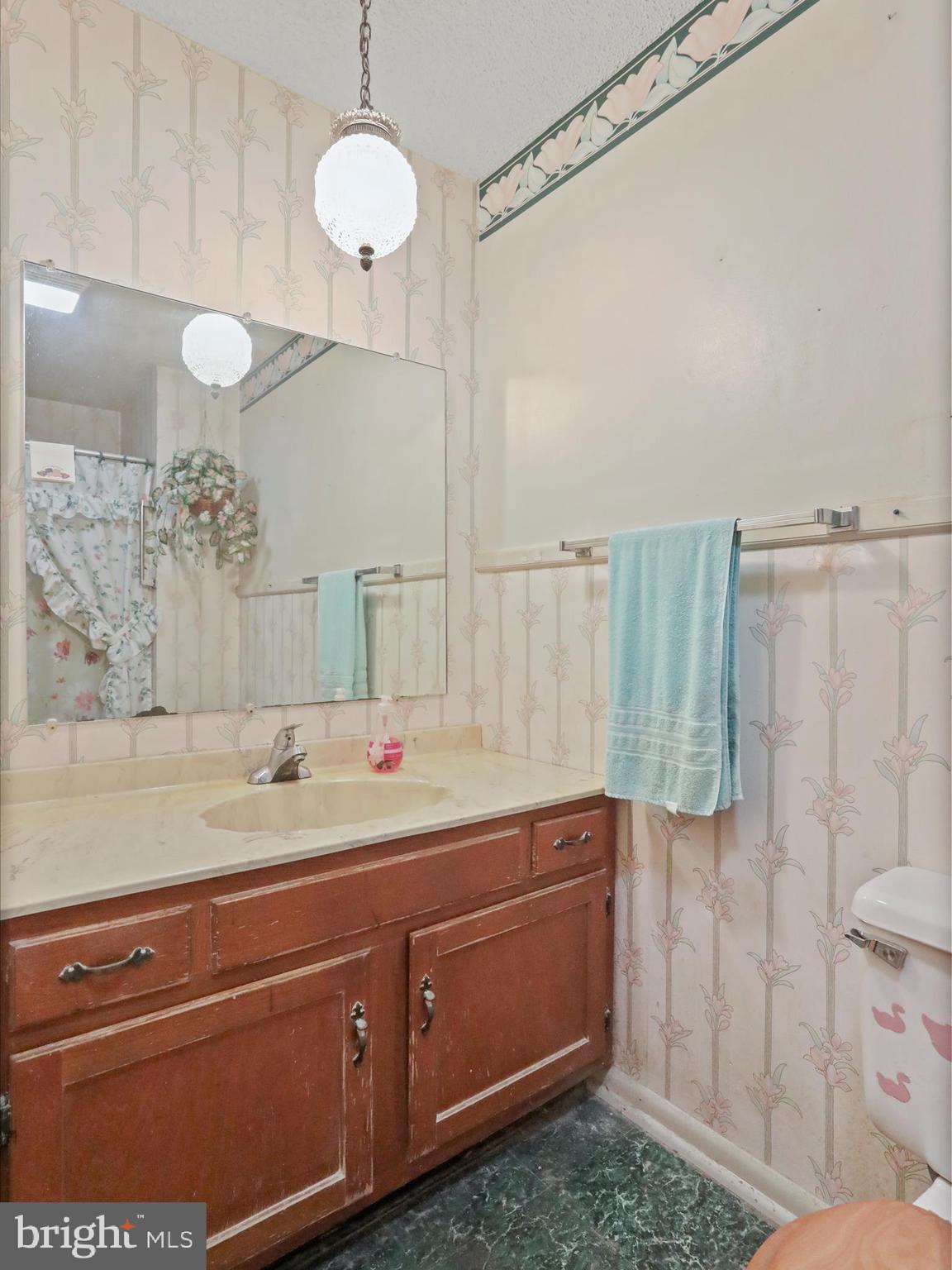 SKY-LIN PARK - Residential