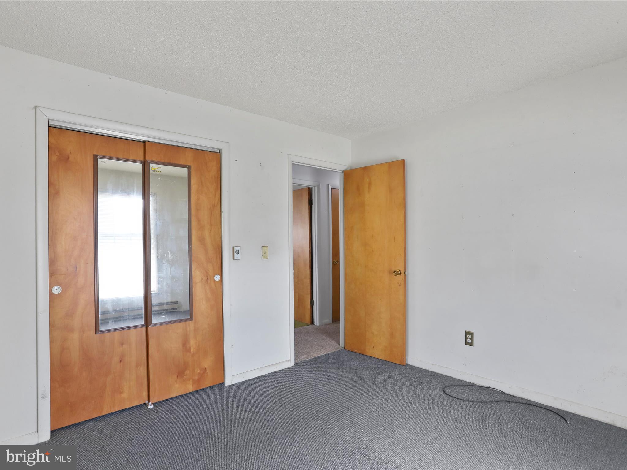 SKY-LIN PARK - Residential