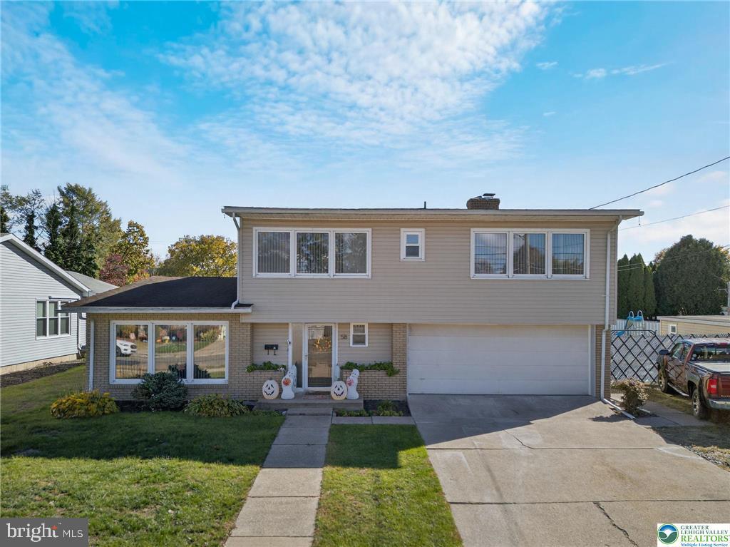 58 E LAFAYETTE PLACE