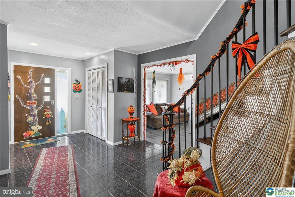 58 E LAFAYETTE PLACE