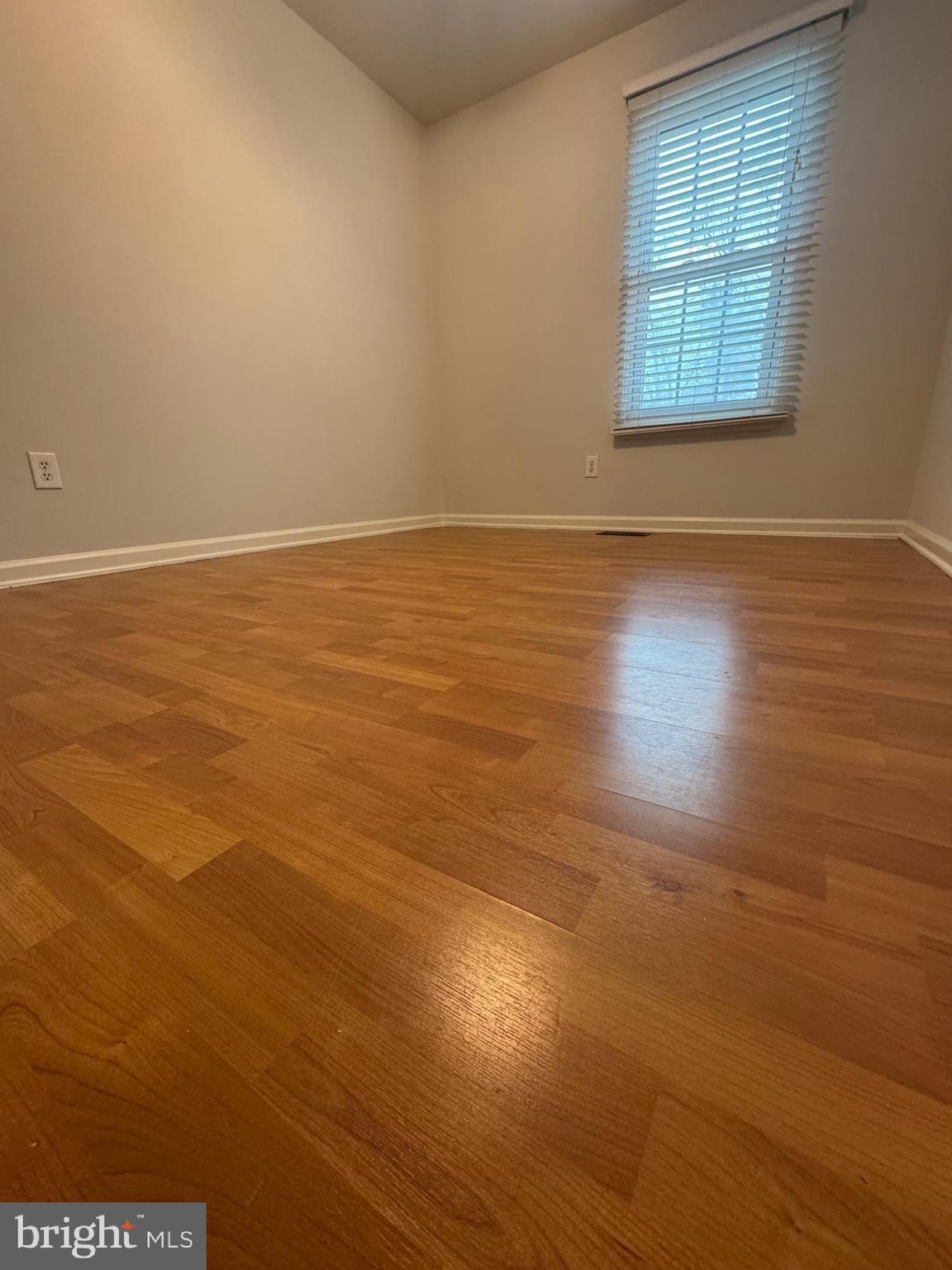 LAKE RIDGE - Residential Lease