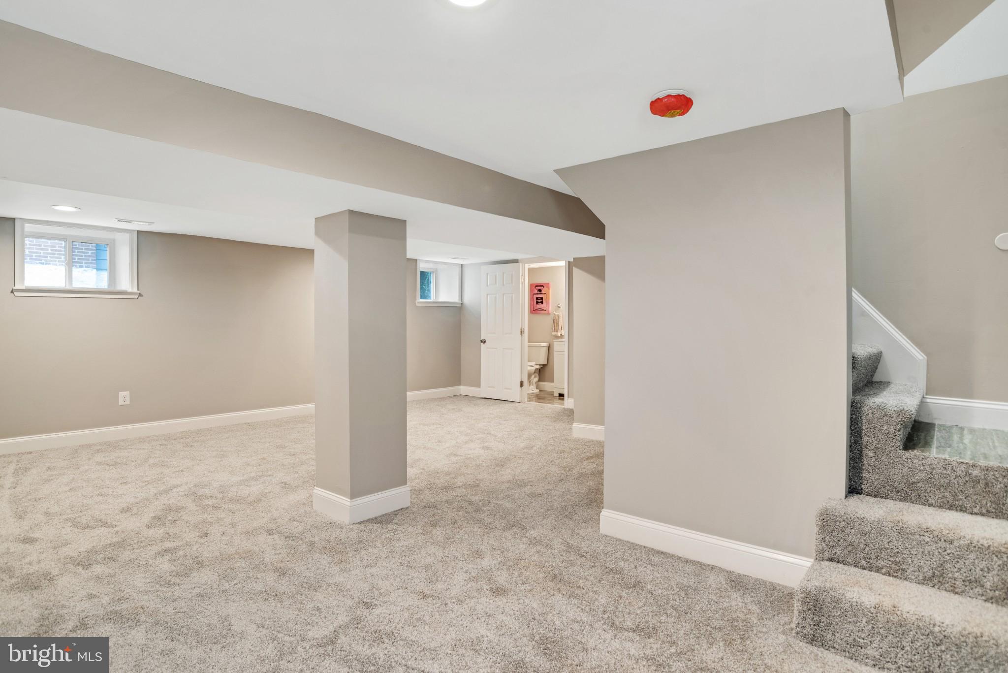 WEST ARLINGTON - Residential