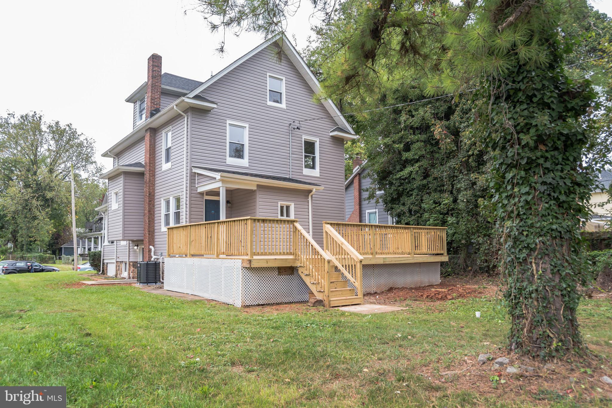 WEST ARLINGTON - Residential