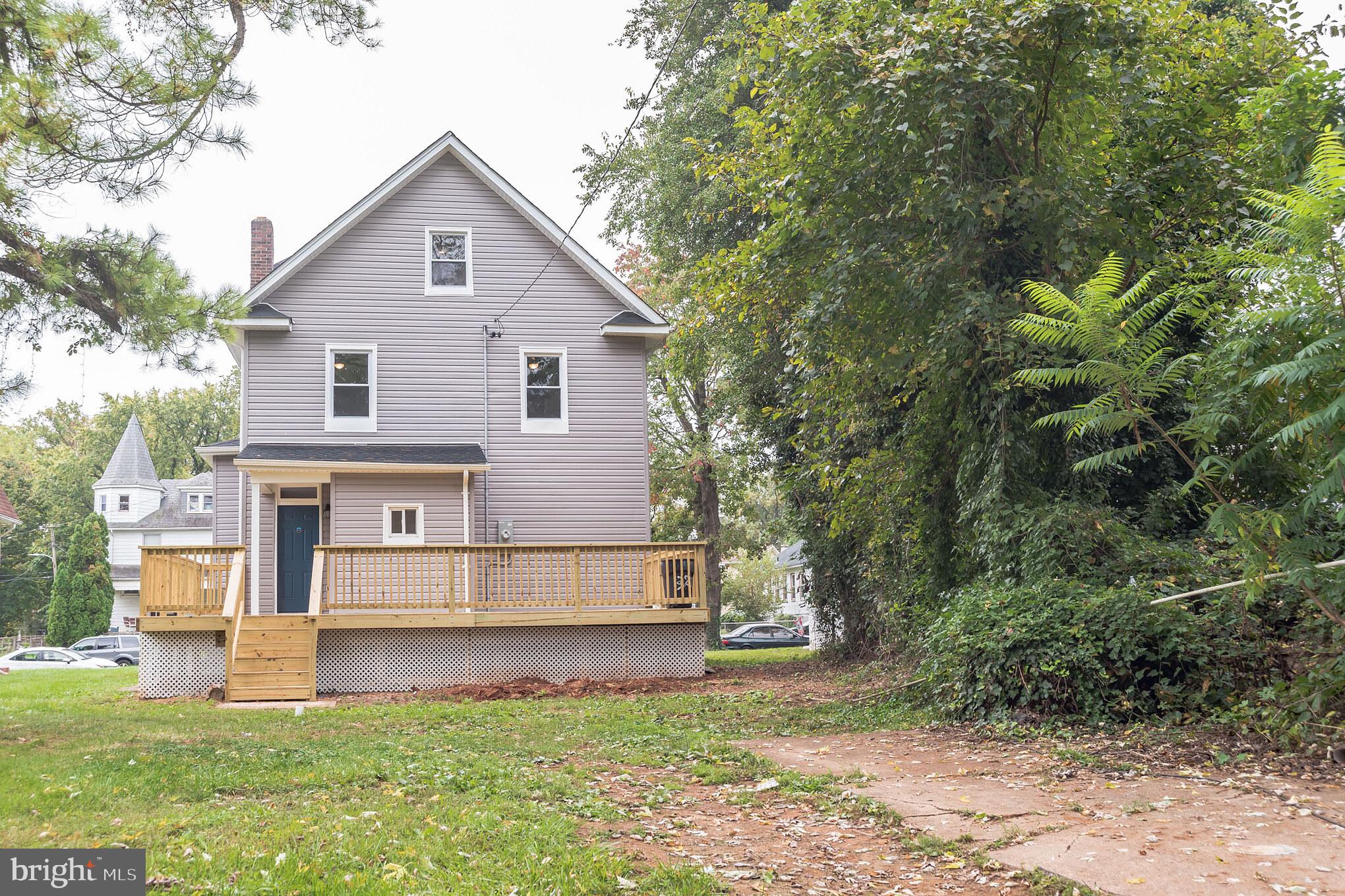 WEST ARLINGTON - Residential