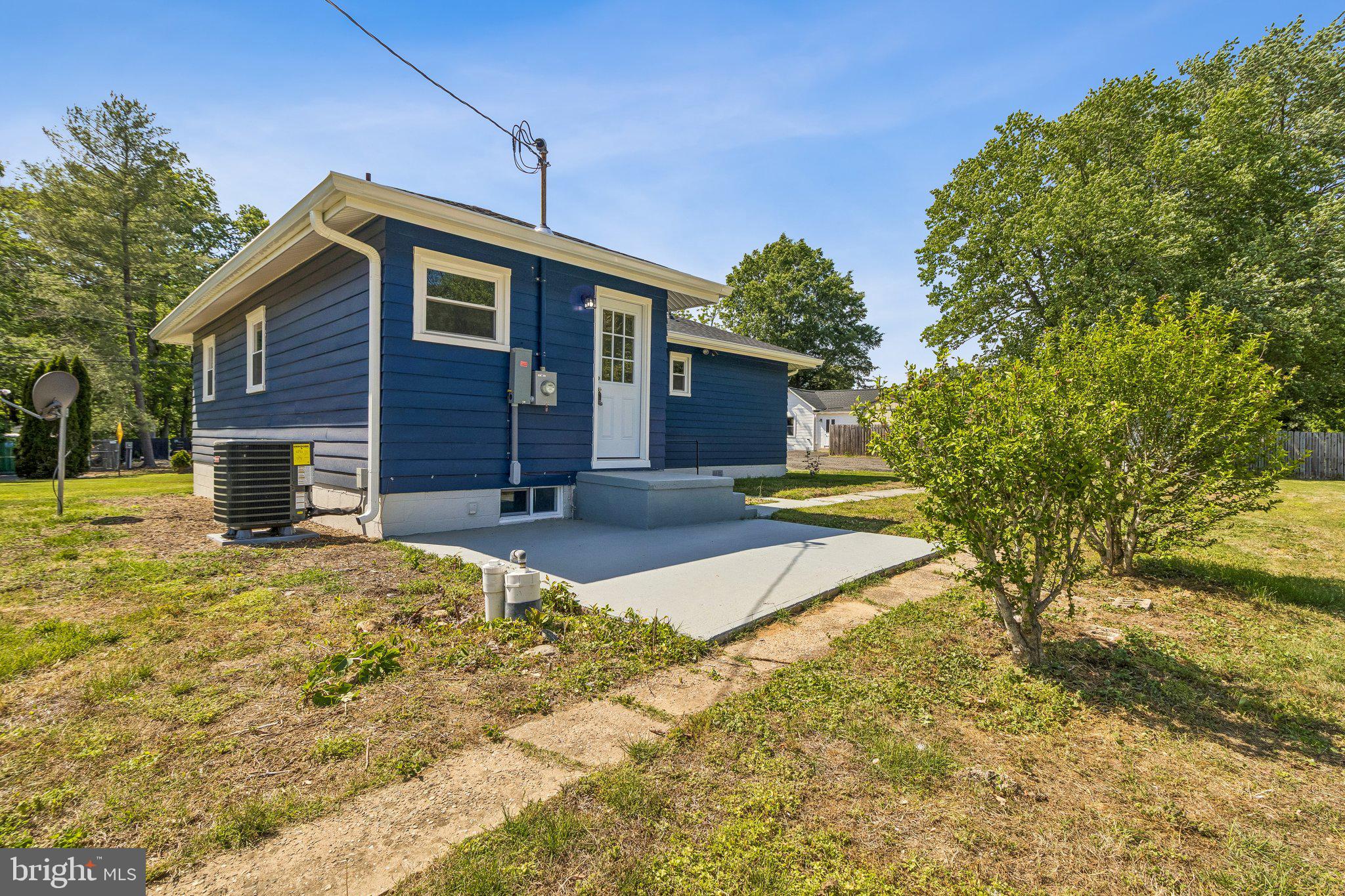 KNOTTS-WEST GLYMONT - Residential