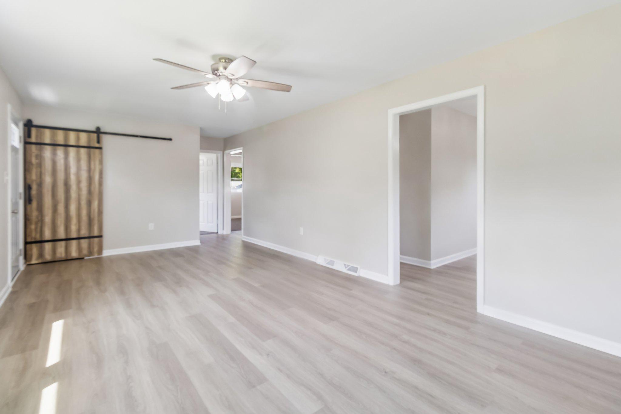 KNOTTS-WEST GLYMONT - Residential