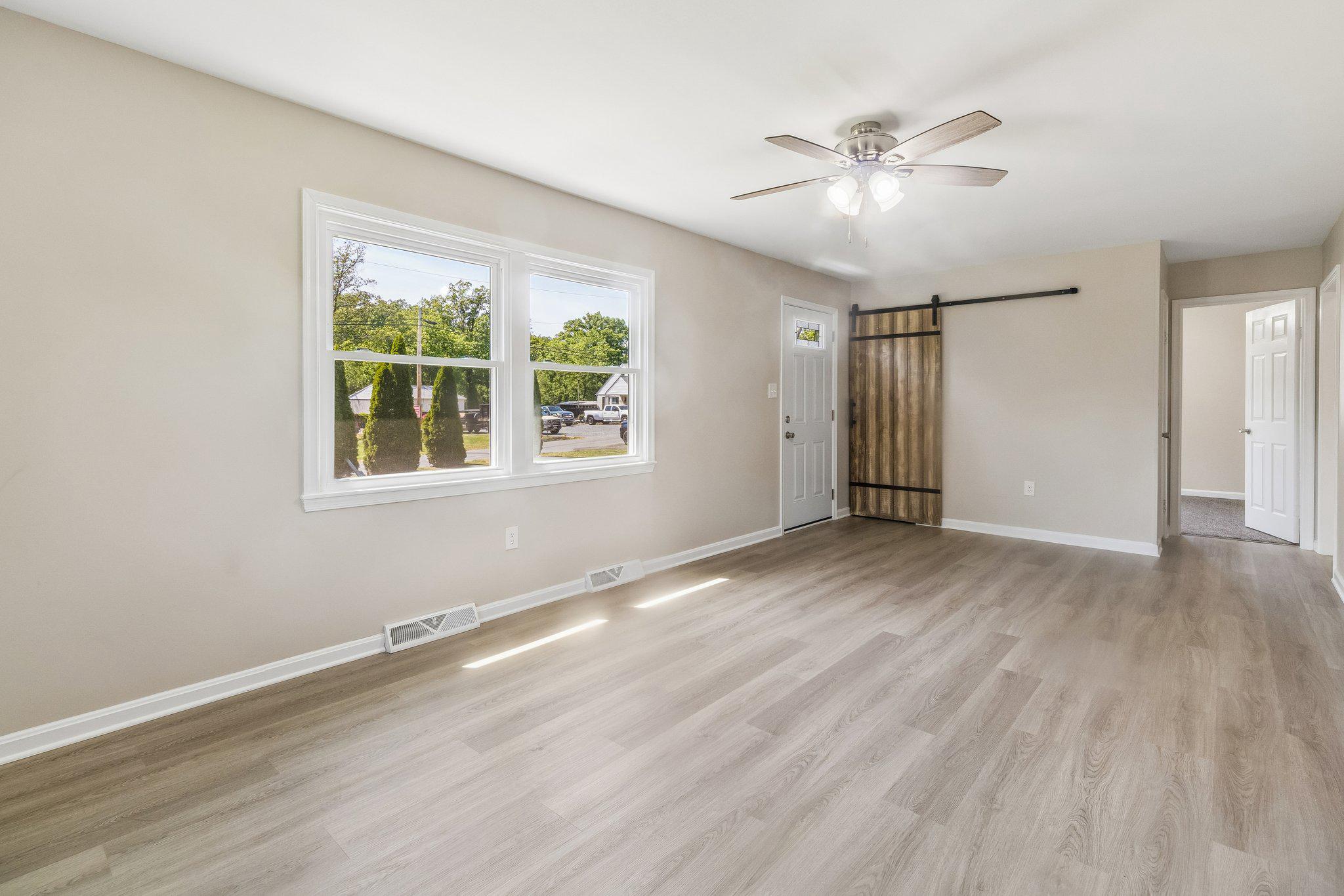 KNOTTS-WEST GLYMONT - Residential