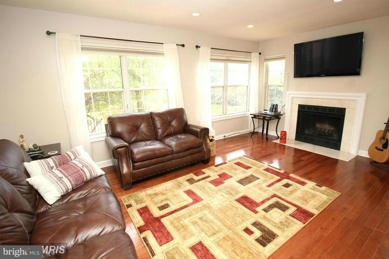 PINECREST - Residential Lease