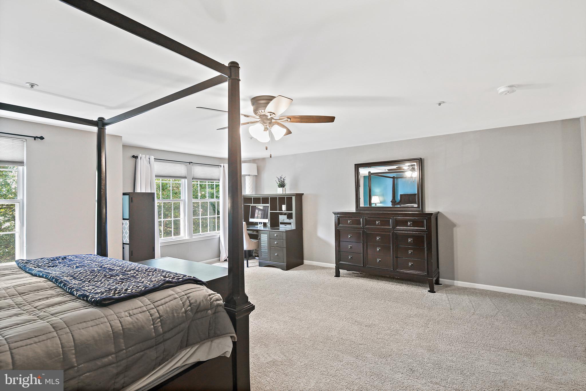 COLUMBIA TOWN CENTER - Residential