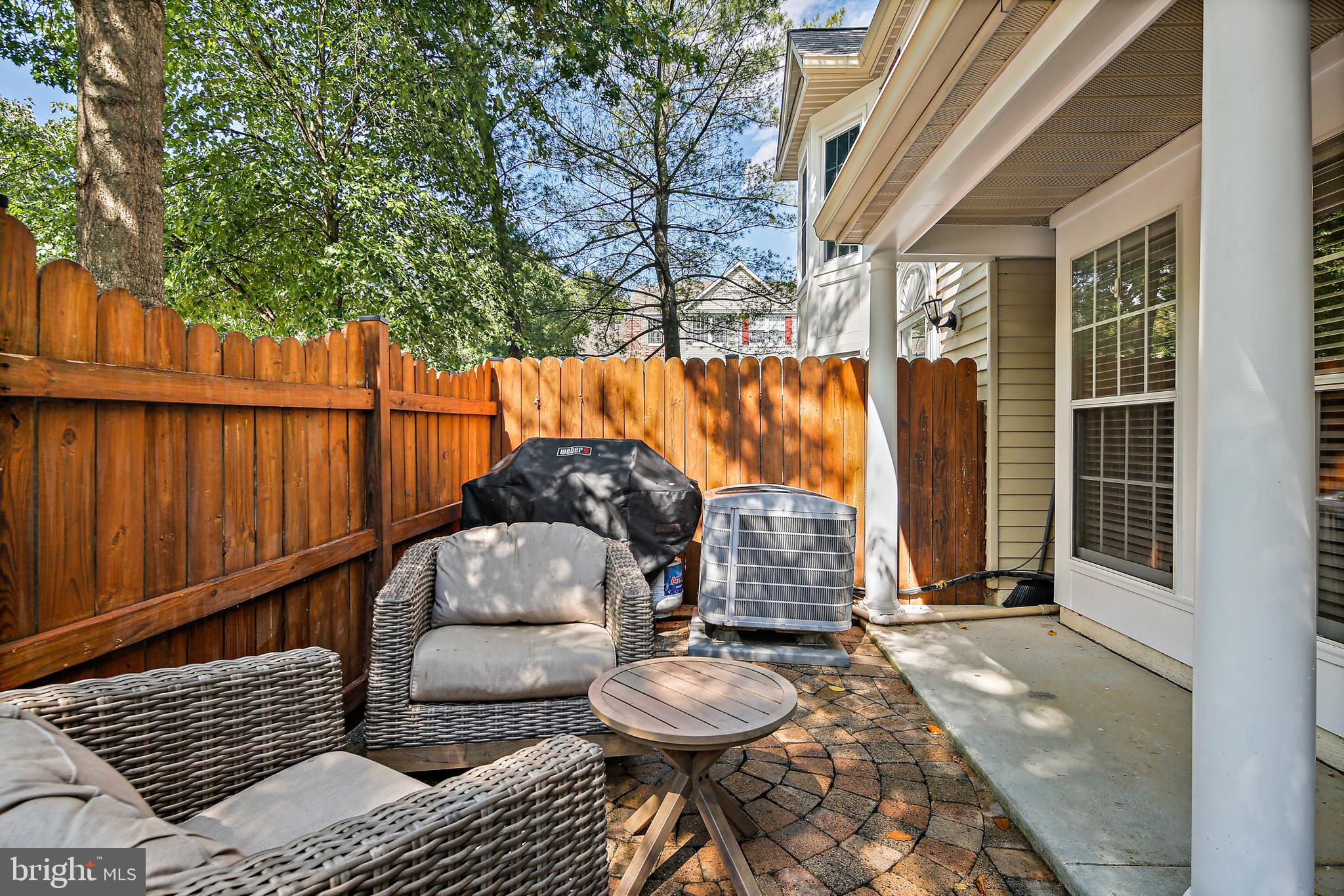 COLUMBIA TOWN CENTER - Residential