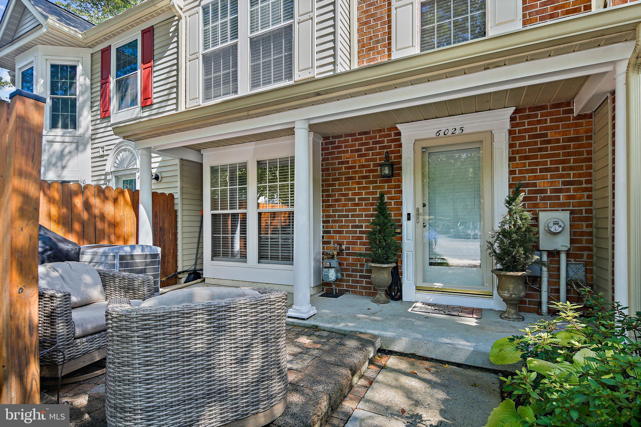 COLUMBIA TOWN CENTER - Residential