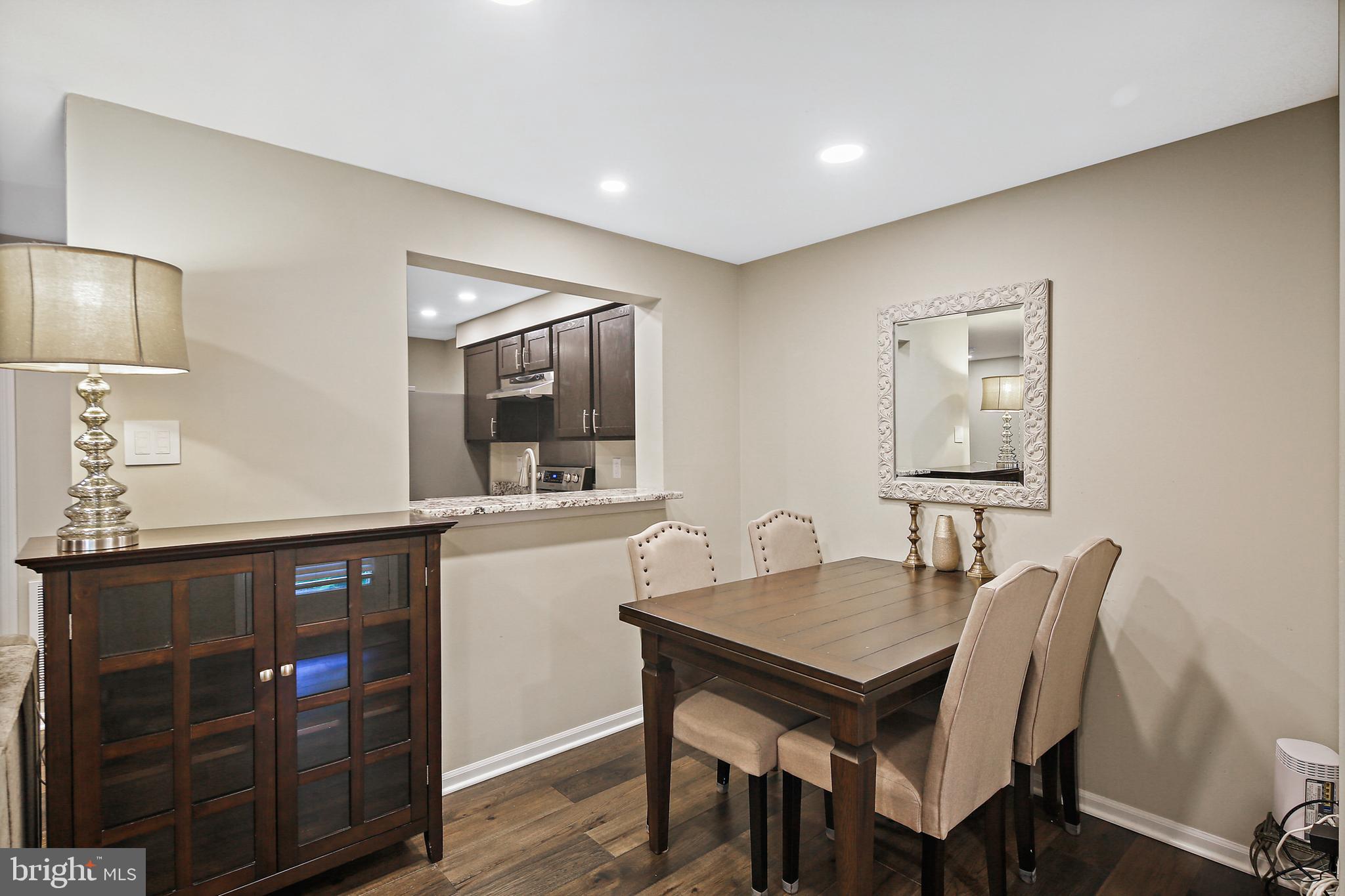 COLUMBIA TOWN CENTER - Residential