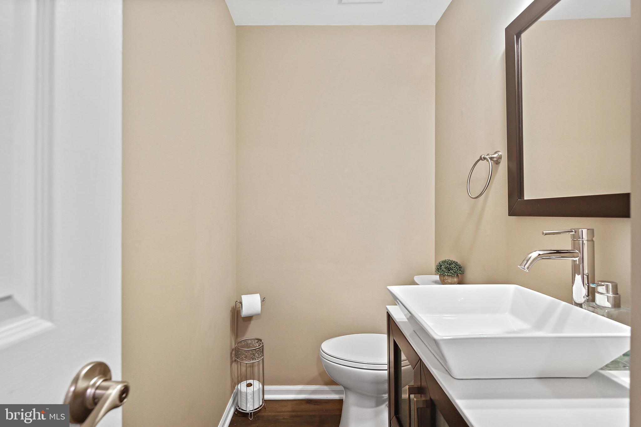 COLUMBIA TOWN CENTER - Residential