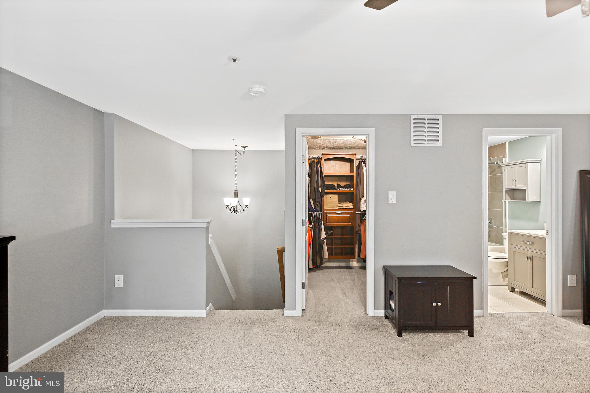 COLUMBIA TOWN CENTER - Residential