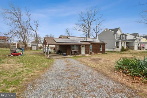 607 Lakehurst Avenue, National Park, NJ MLS: NJGL2054246