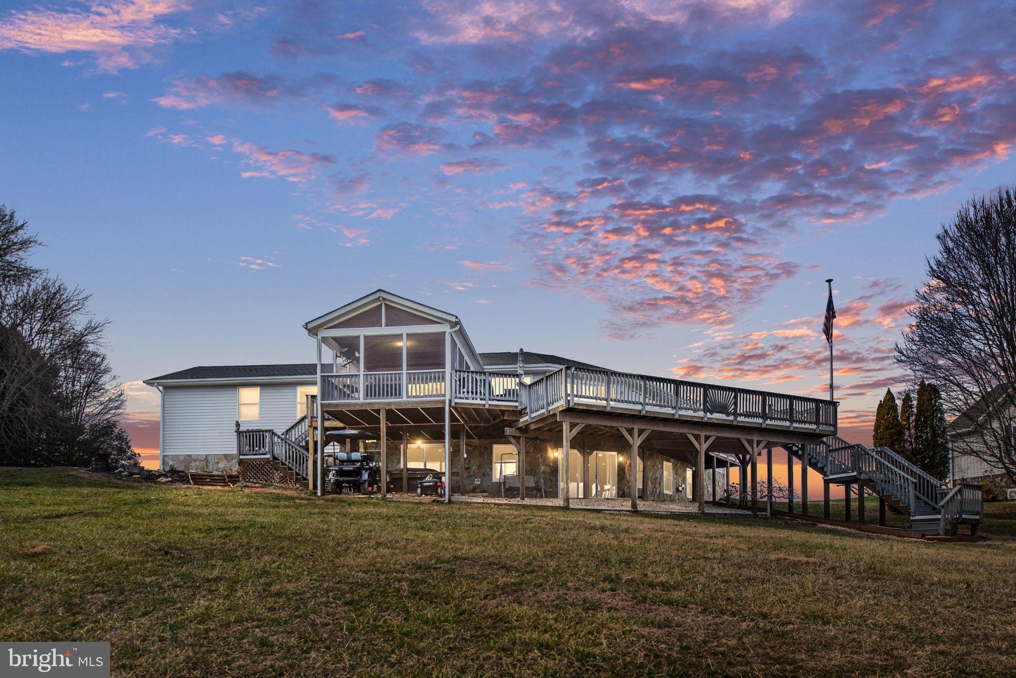 TARA WOODS - Residential