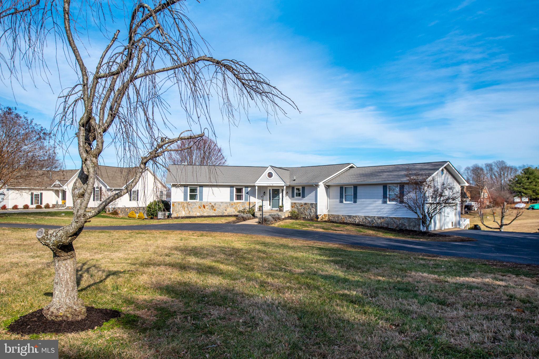 TARA WOODS - Residential